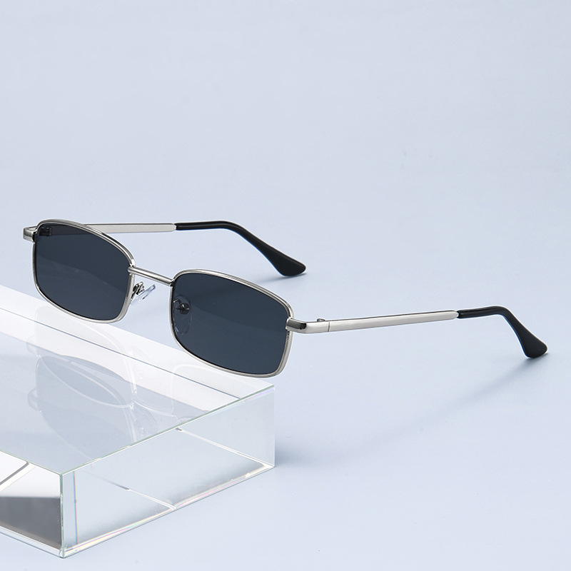 Fashion Punk Sunglasses Women  - огляд і ціна Vintage Fashion Girl