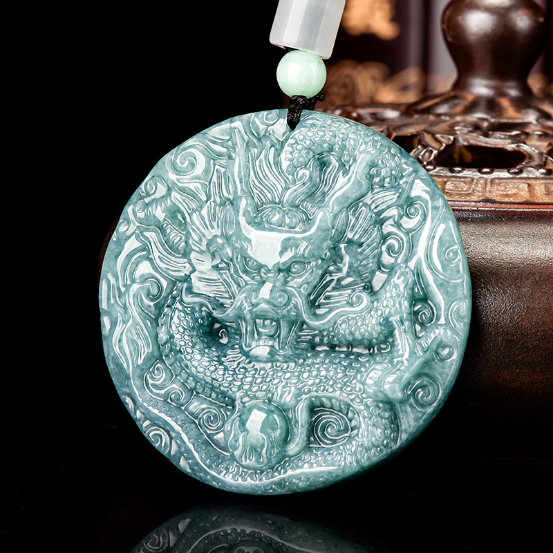 Burmese Jadeite Dragon Pendant - огляд і ціна Vintage Fashion Women