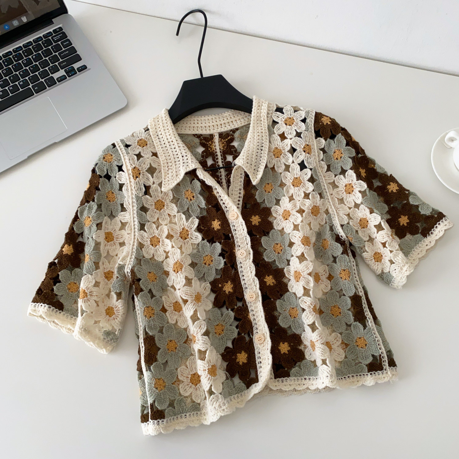 Women's Floral Crochet Cardiga - огляд і ціна Crochet Top Boho