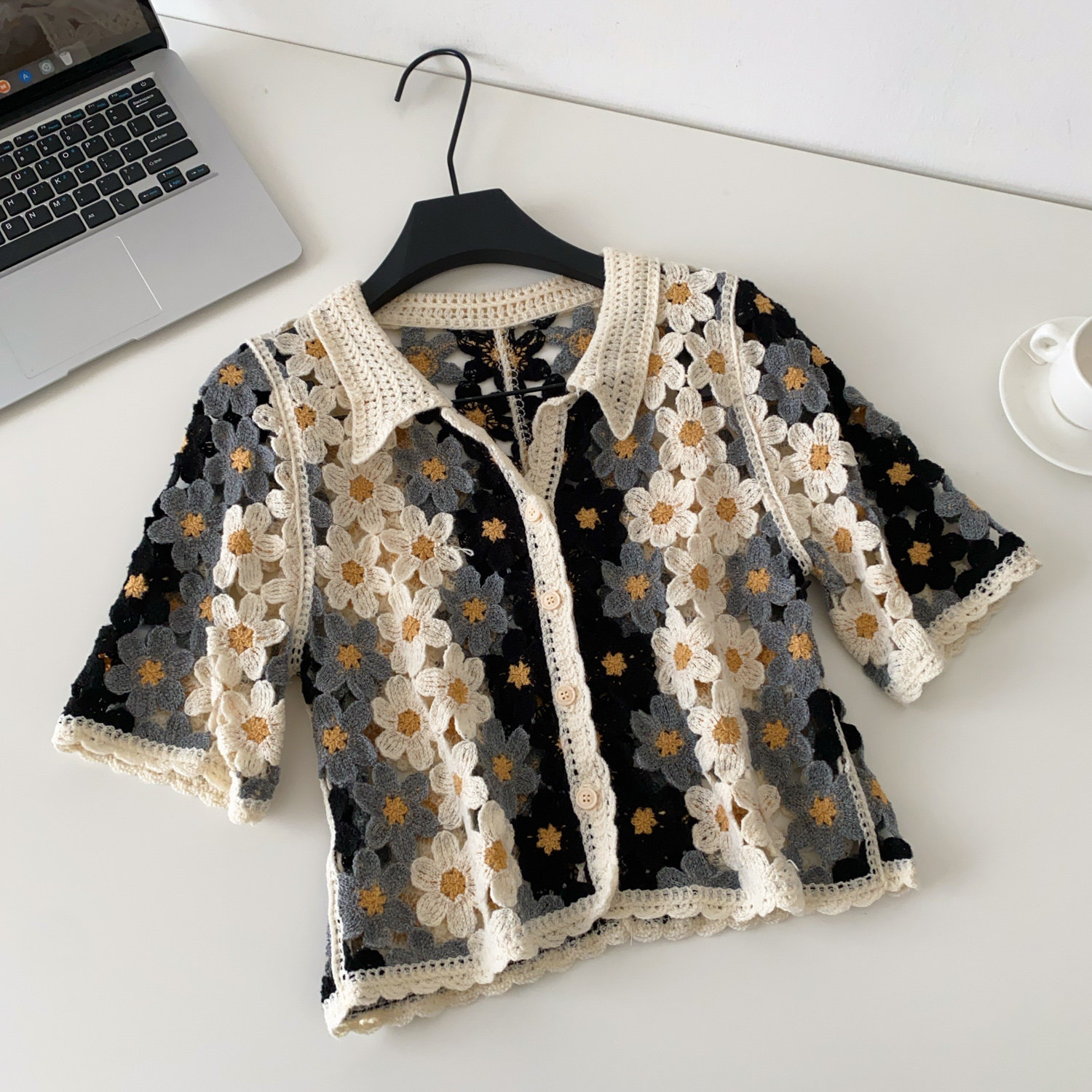 Women's Floral Crochet Cardiga - огляд і ціна Crochet Top Boho