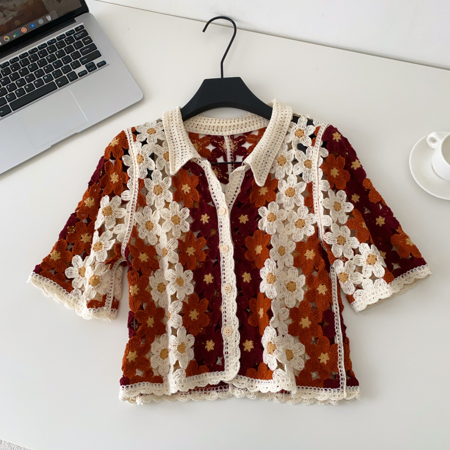 Women's Floral Crochet Cardiga - огляд і ціна Crochet Top Boho