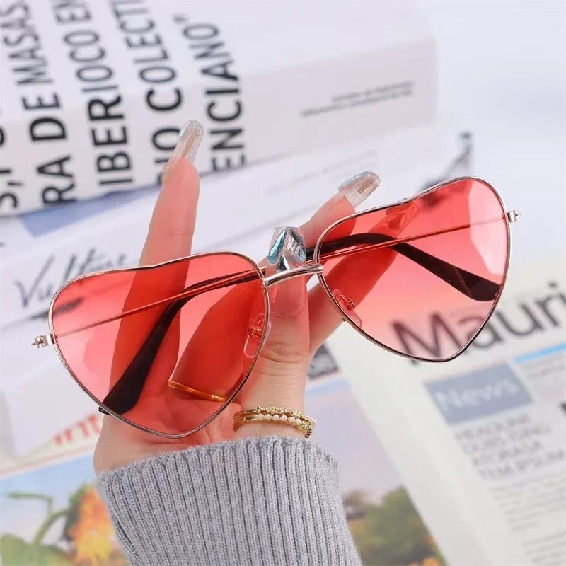 Fashion Heart Shaped Metal Sun - огляд і ціна Vintage Fashion Girl